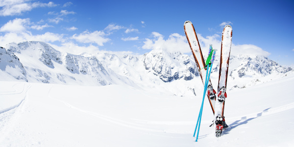 Bilderesultat for skiing mountains