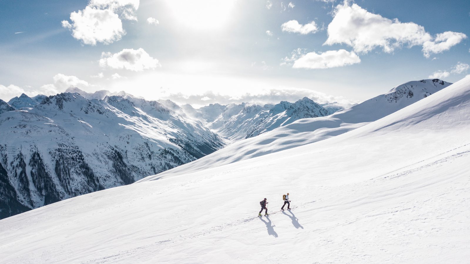 people skiing