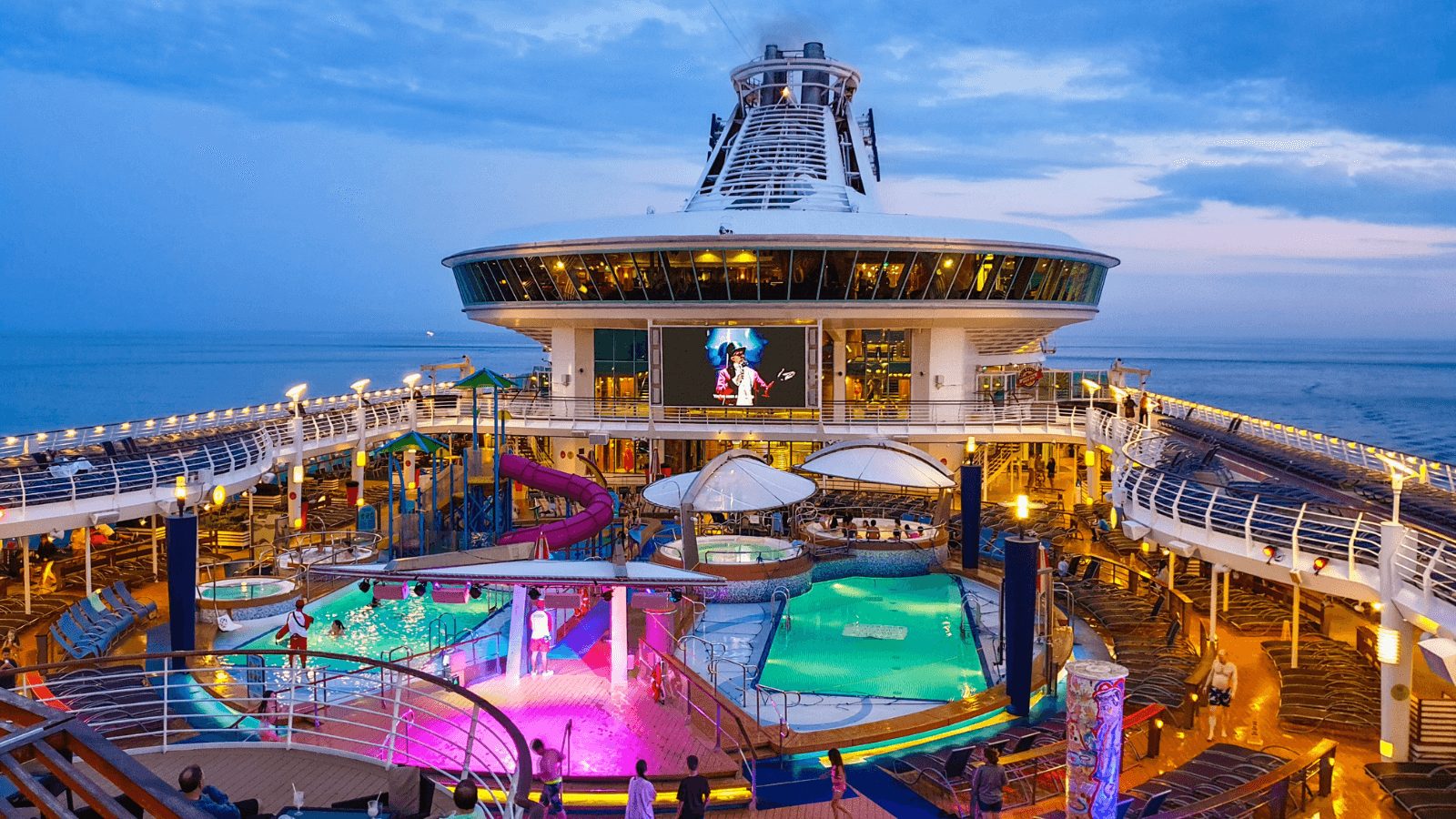 Cruise ships activities
